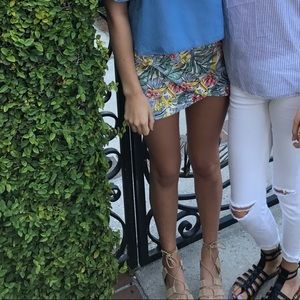 ZARA FLORAL MINI SKIRT